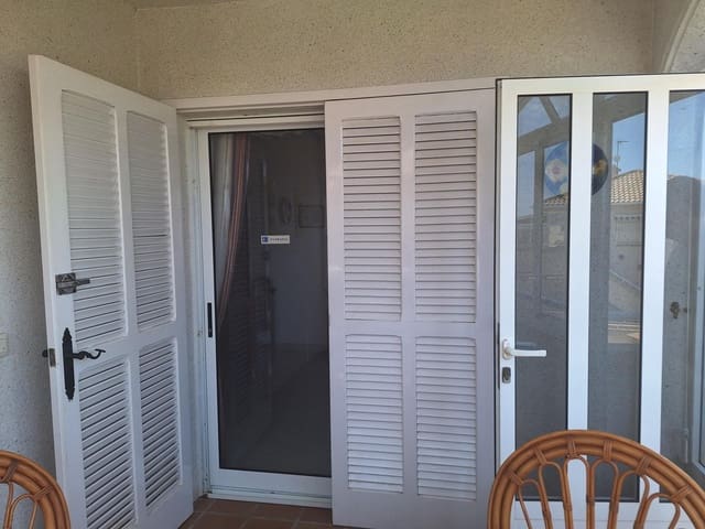 2 bedroom Bungalow for sale in Torreblanca, Torrevieja with pool garage - € 159,900 (Ref: 8476211)