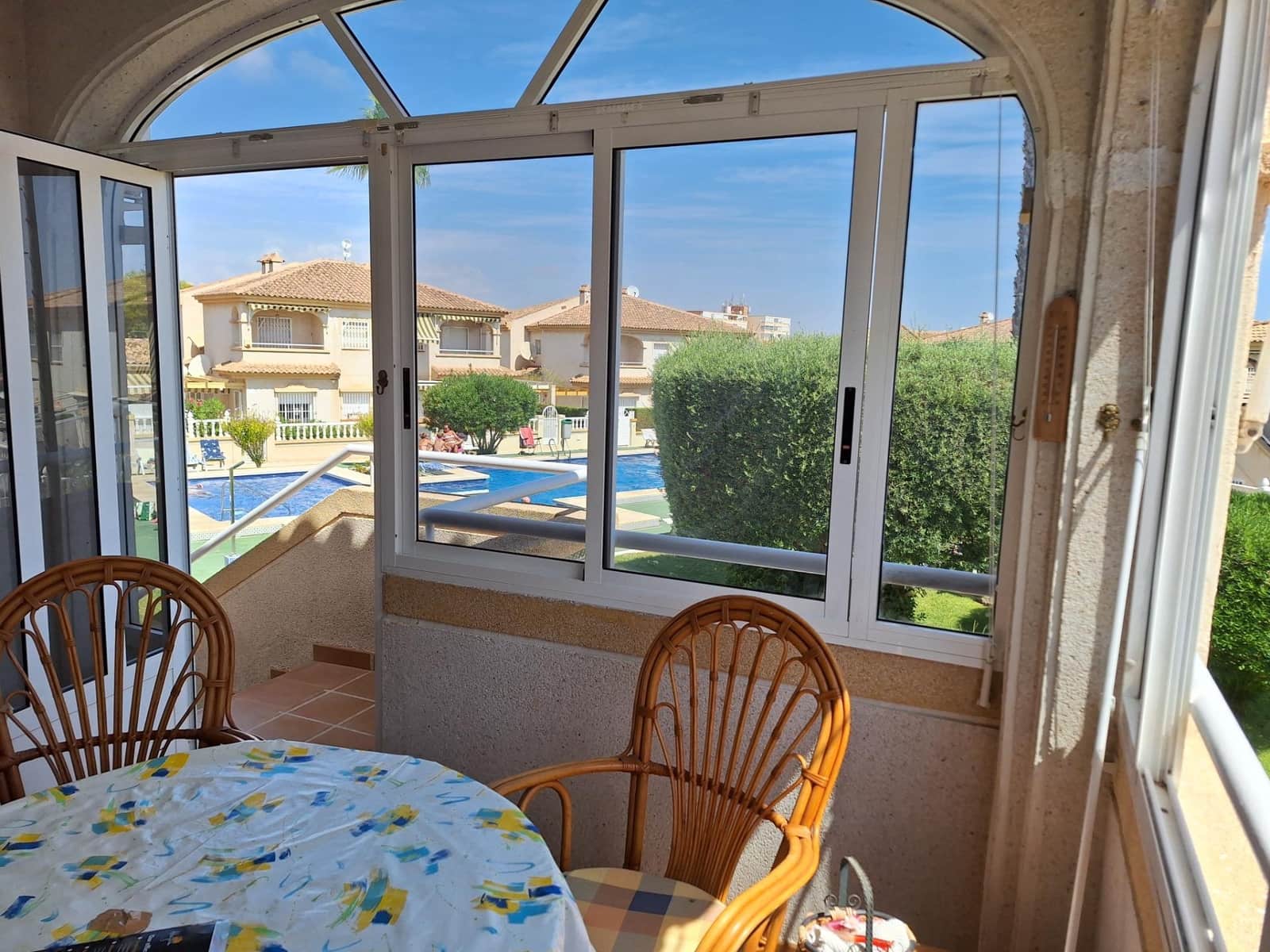 2 soveværelse Bungalow til salg i Torrevieja med swimmingpool garage - € 159.900 (Ref: 8476211)