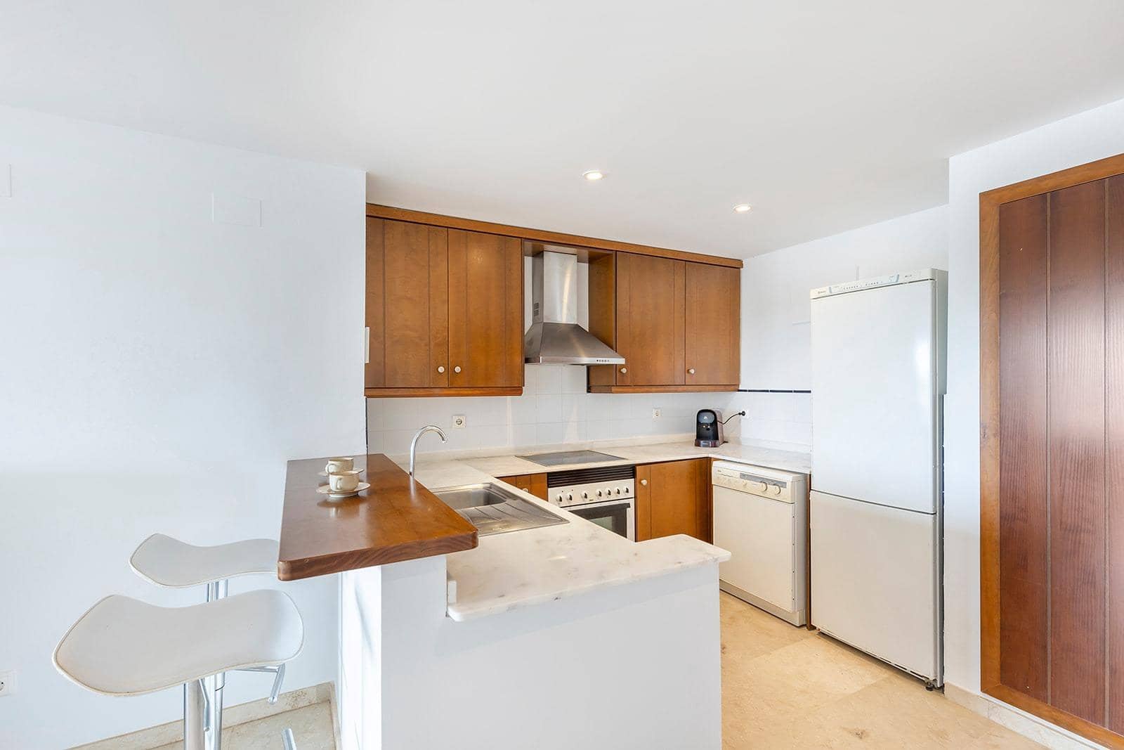 2 makuuhuone Huoneisto myytävänä paikassa Punta Prima mukana uima-altaan 
autotalli - 275 000 € (Ref: 8476915)