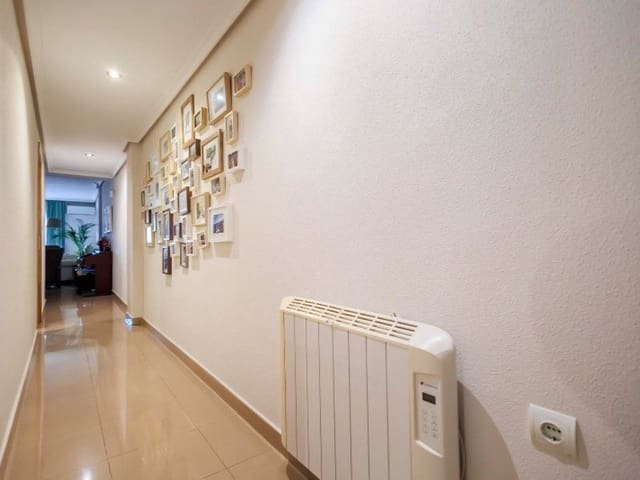 4 quarto Apartamento para venda em Centro - Muelle Pesquero, Torrevieja - 230 000 € (Ref: 8477869)