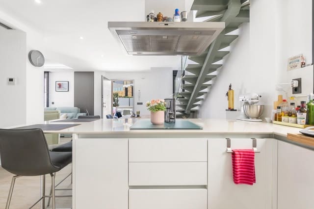 3 soverom Villa til salgs i Las Filipinas - € 470 000 (Ref: 8479513)