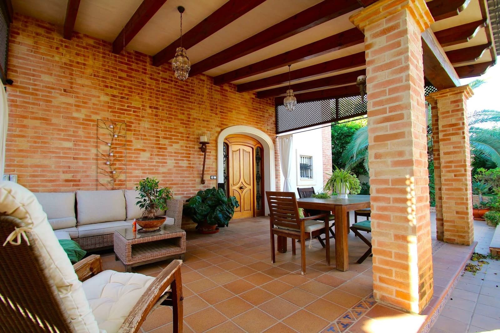 6 bedroom Villa for sale in Aguas Nuevas with pool - € 900,000 (Ref: 8484717)