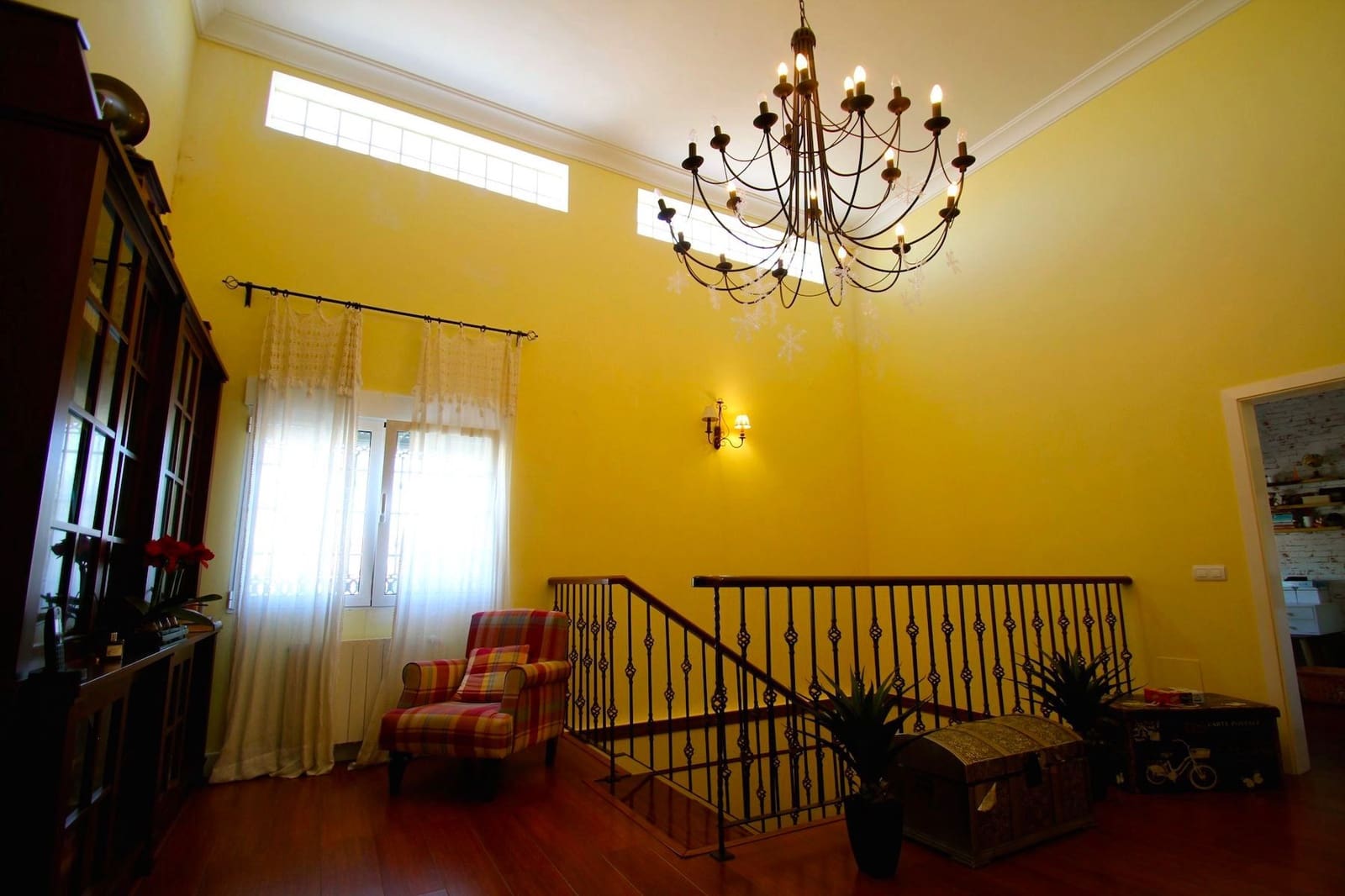 6 bedroom Villa for sale in Aguas Nuevas with pool - € 900,000 (Ref: 8484717)