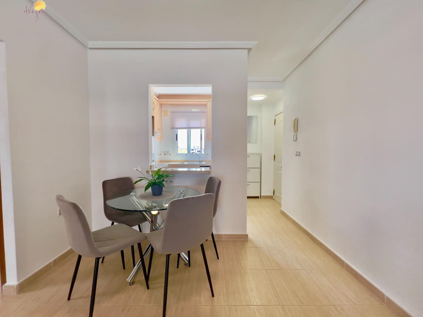 2 chambre Appartement à vendre à Torrevieja avec piscine - 149 900 € (Ref: 8493777)