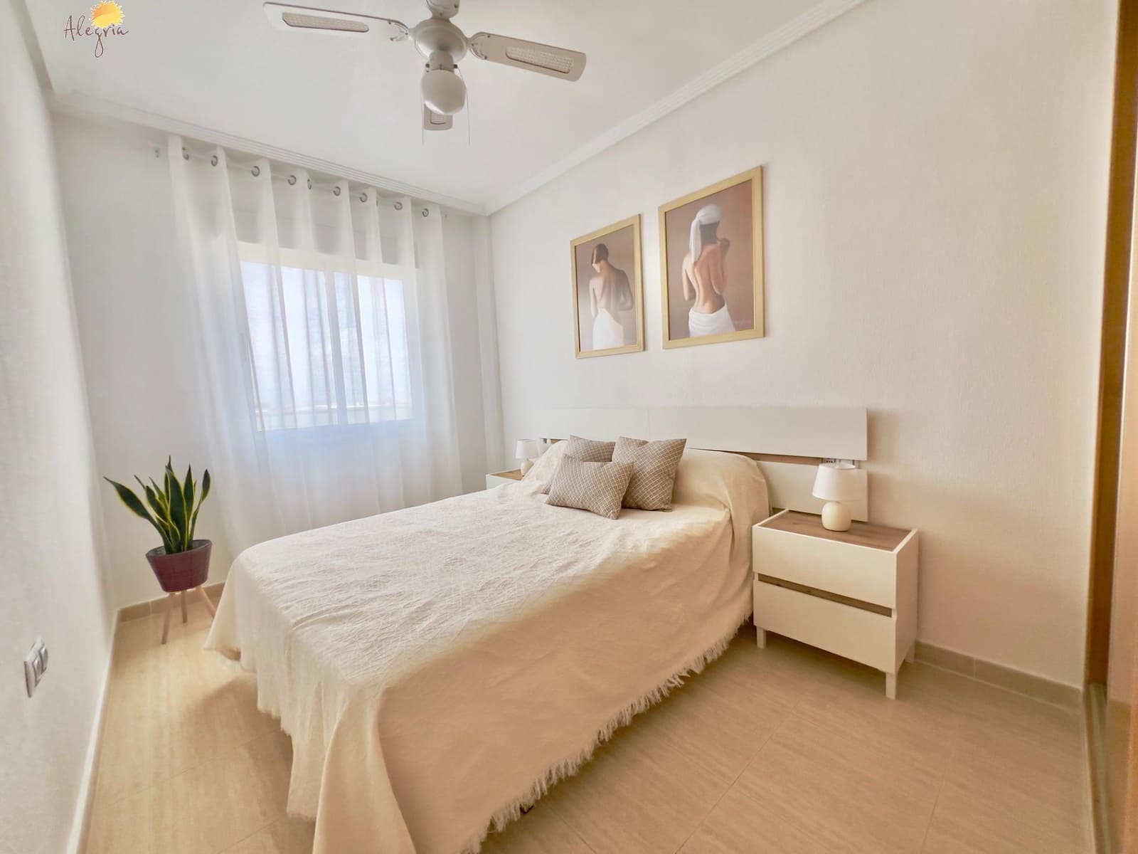 2 chambre Appartement à vendre à Torrevieja avec piscine - 149 900 € (Ref: 8493777)