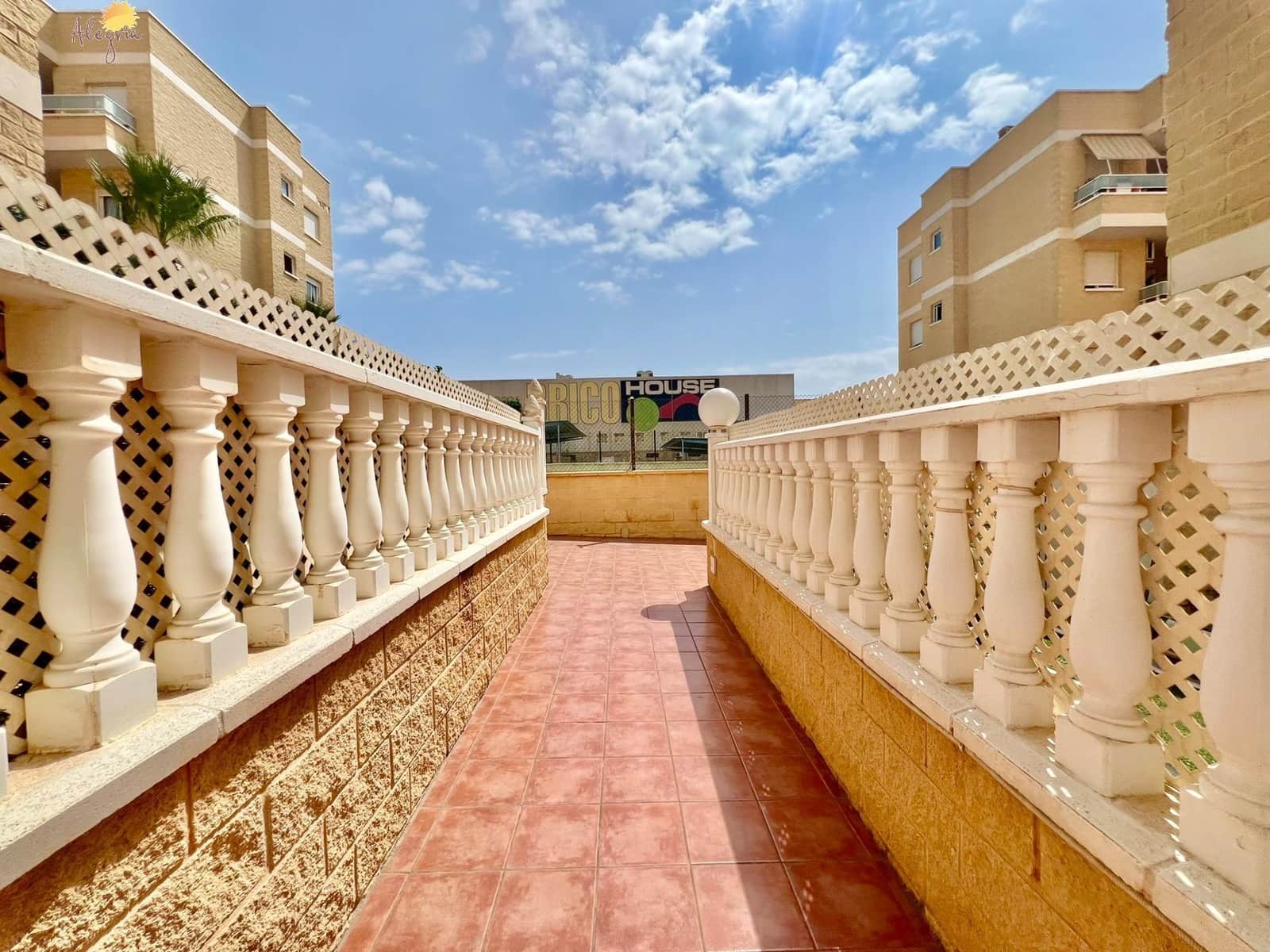 2 chambre Appartement à vendre à Torrevieja avec piscine - 149 900 € (Ref: 8493777)