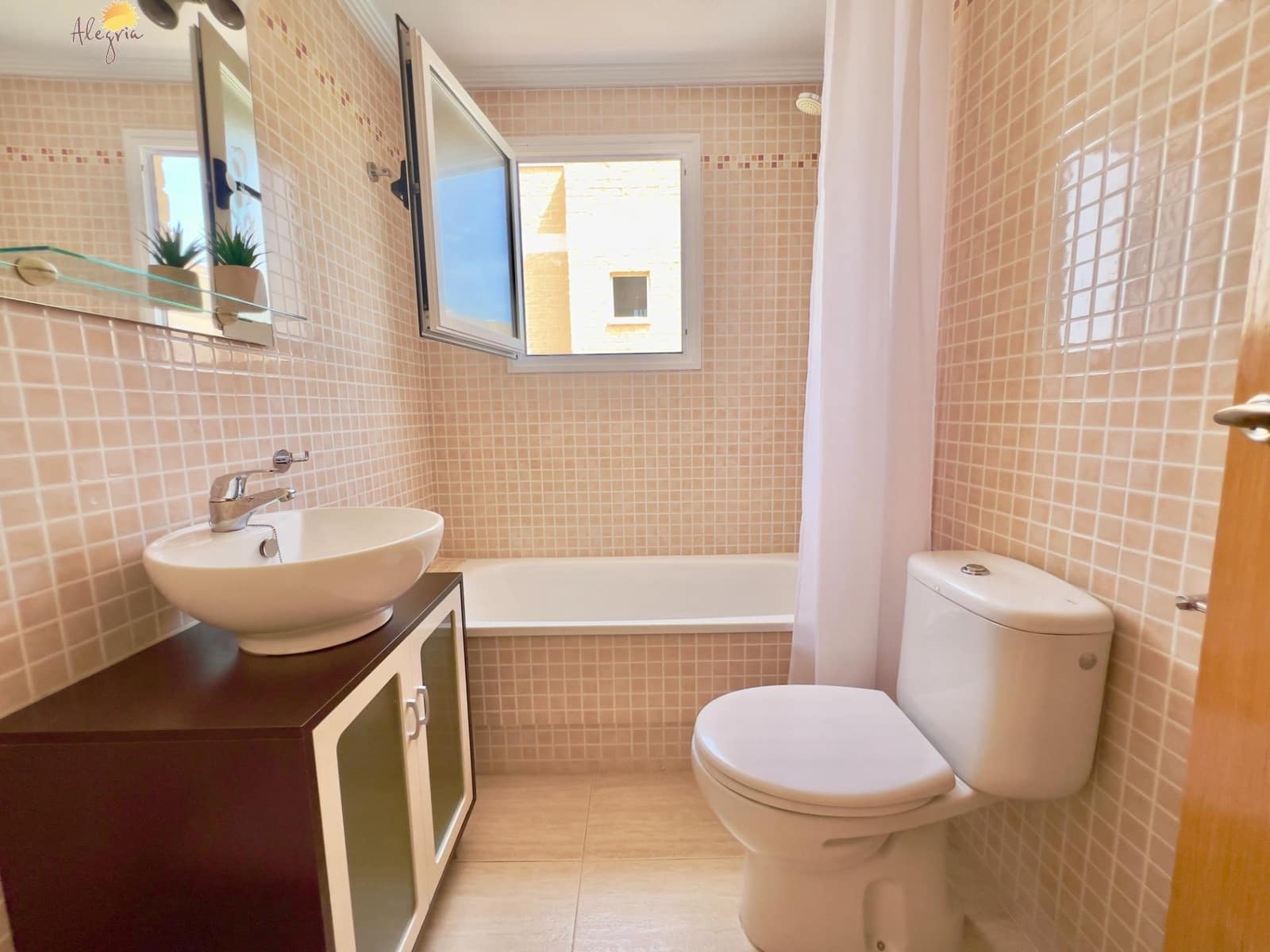 2 chambre Appartement à vendre à Torrevieja avec piscine - 149 900 € (Ref: 8493777)