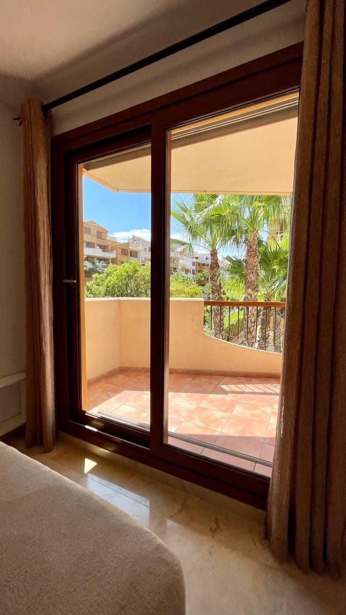 Apartamento de 2 habitaciones en Orihuela Costa en venta - 229.000 € (Ref: 8511802)