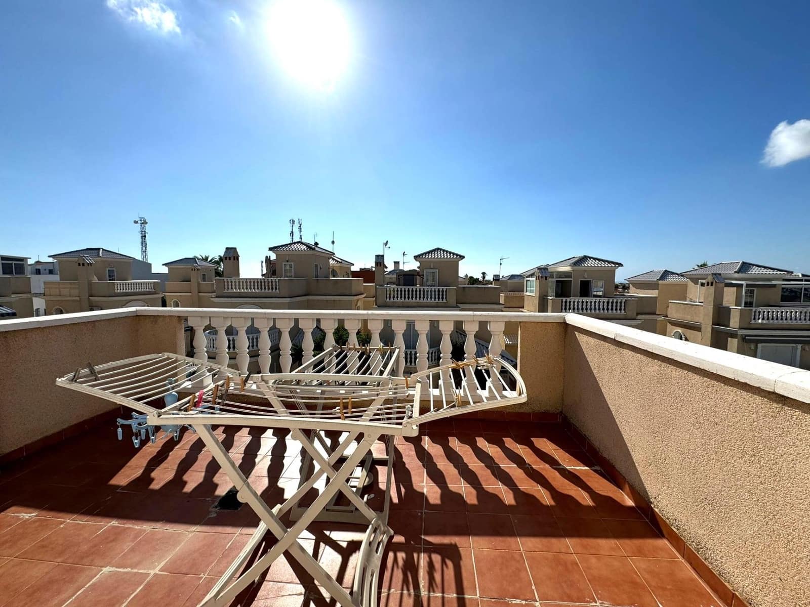 3 sypialnia Dom szeregowy na sprzedaż w La Florida z basenem - 285 000 € (Ref: 8519313)