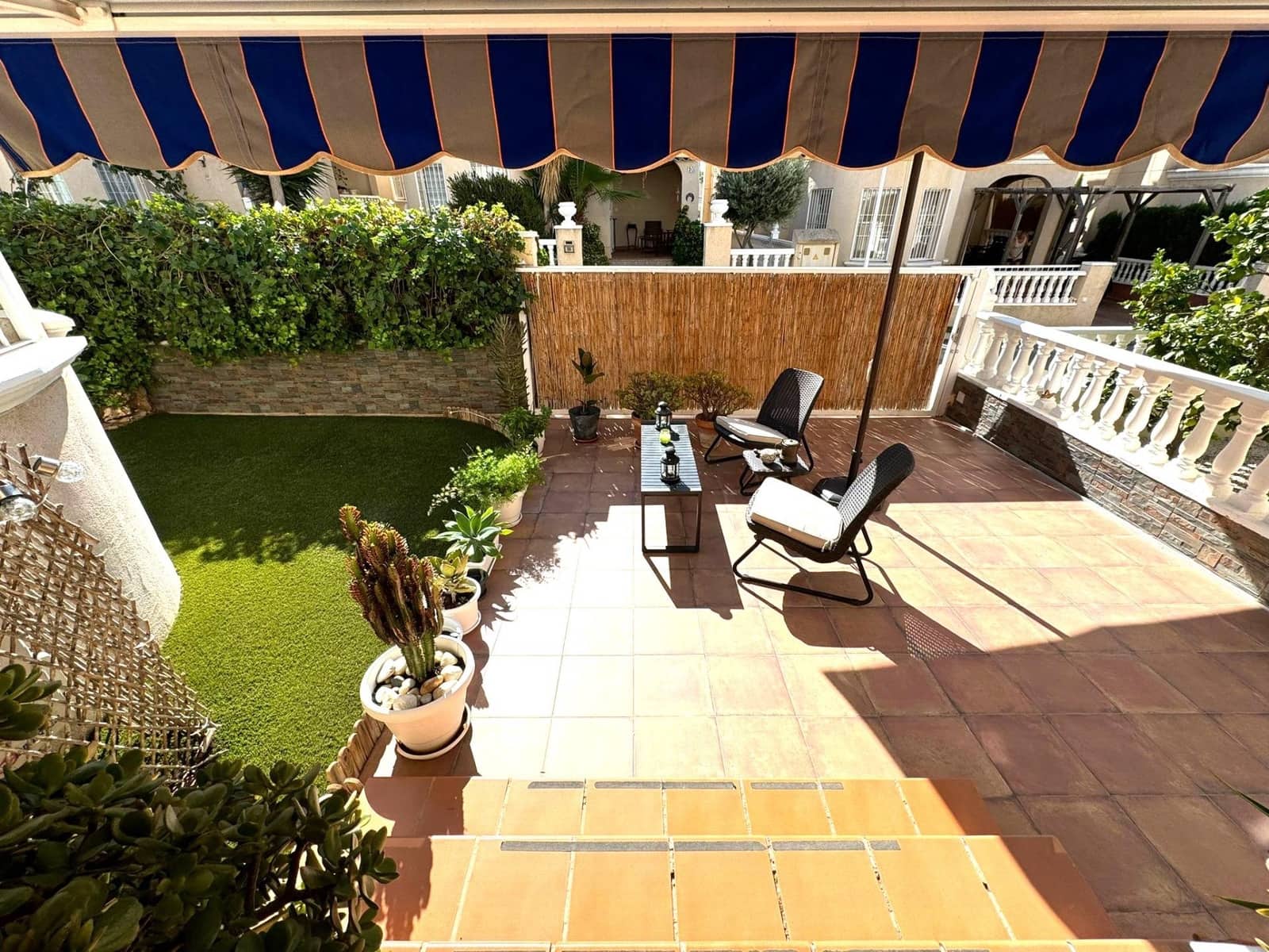 3 sypialnia Dom szeregowy na sprzedaż w La Florida z basenem - 285 000 € (Ref: 8519313)