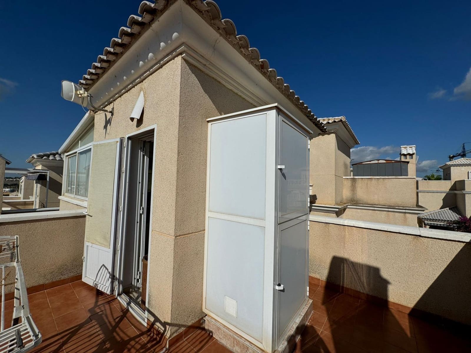 3 sypialnia Dom szeregowy na sprzedaż w La Florida z basenem - 285 000 € (Ref: 8519313)