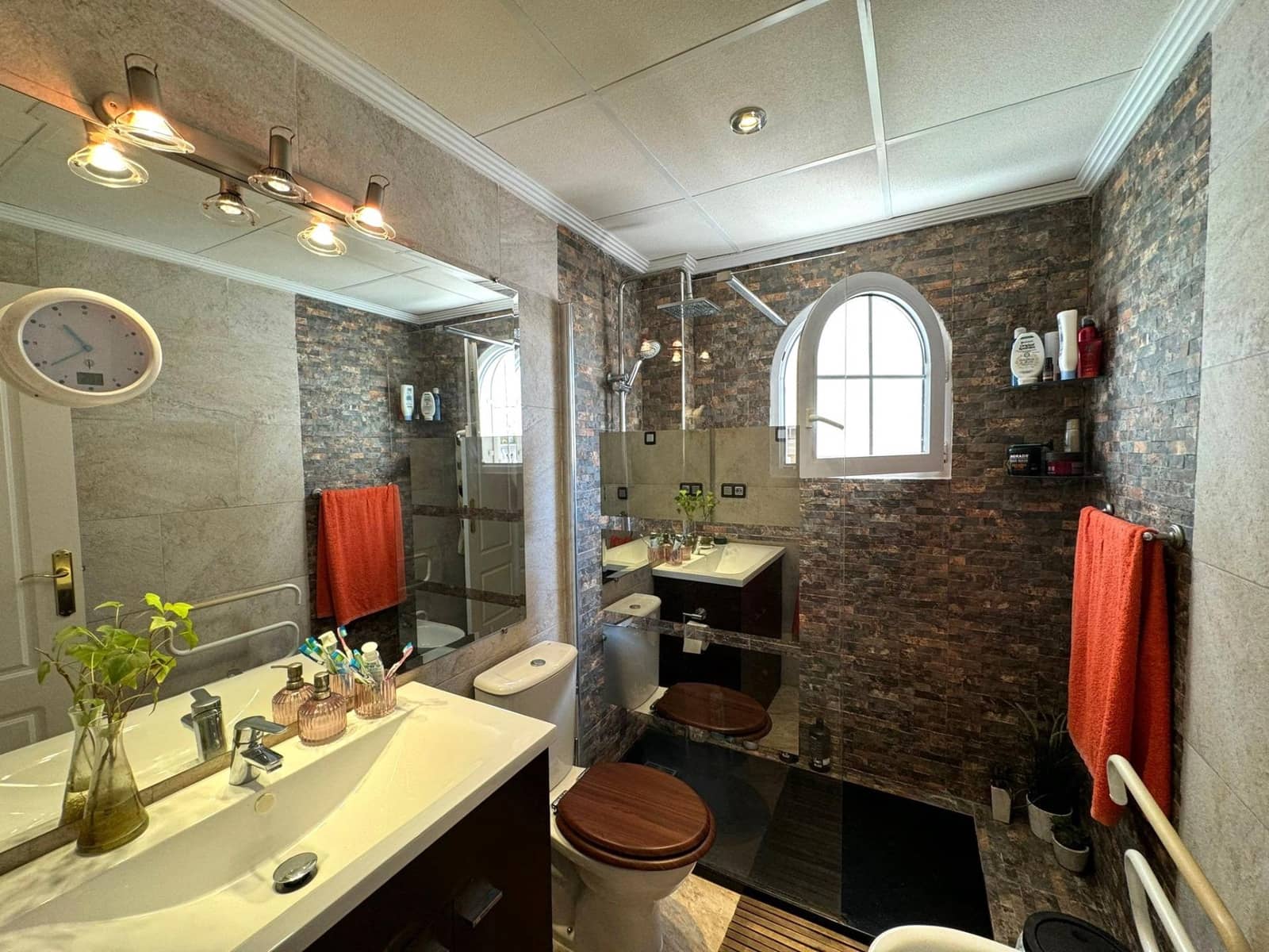 3 sypialnia Dom szeregowy na sprzedaż w La Florida z basenem - 285 000 € (Ref: 8519313)