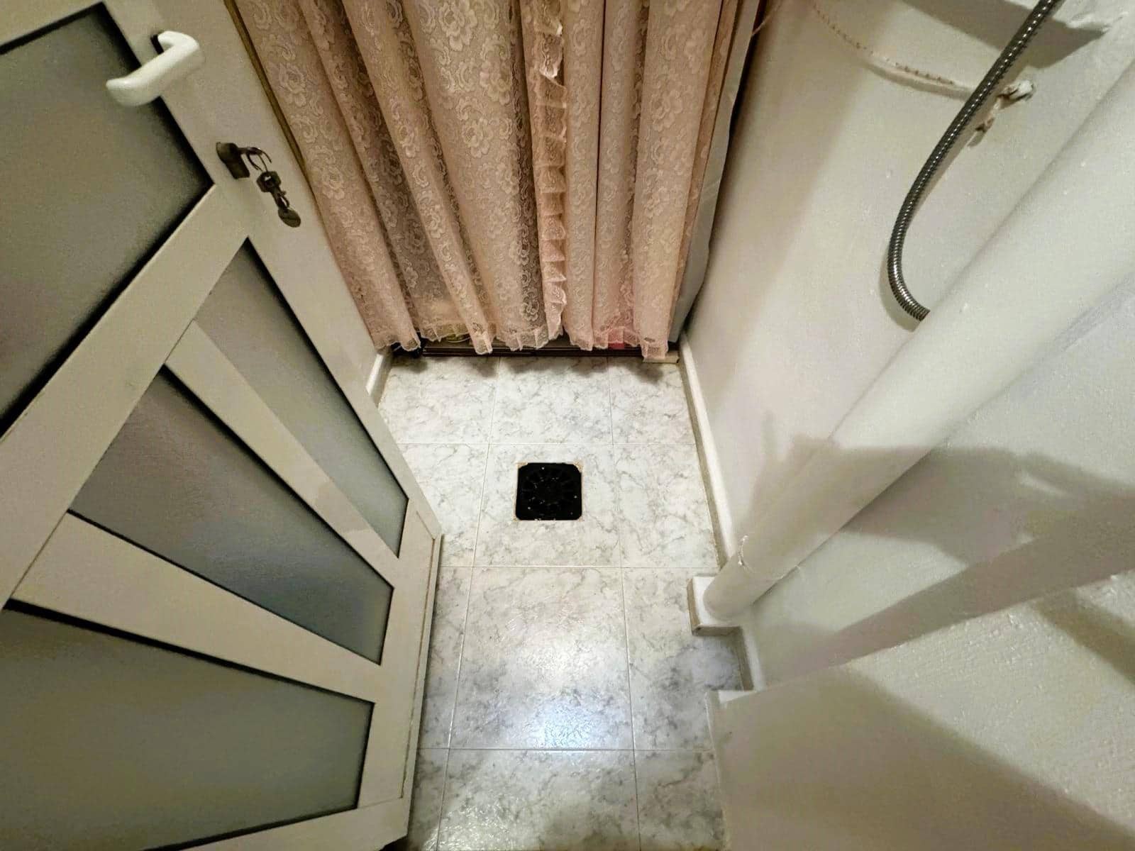 2 makuuhuone Huoneisto myytävänä paikassa Torrevieja mukana 
autotalli - 129 900 € (Ref: 8527756)