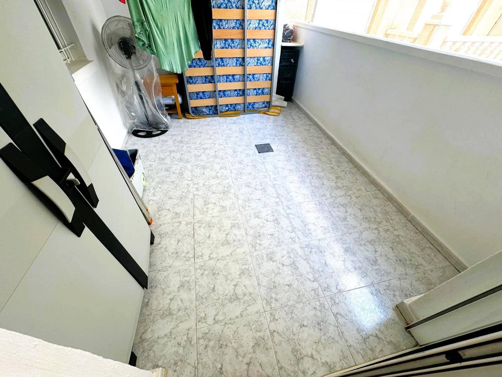 2 makuuhuone Huoneisto myytävänä paikassa Torrevieja mukana 
autotalli - 129 900 € (Ref: 8527756)