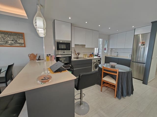 3 soveværelse Lejlighed til salg i Playa del Cura, Torrevieja med garage - € 320.000 (Ref: 8529632)