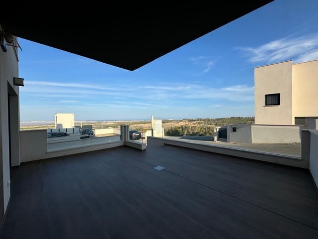 2 soverom Bungalow til salgs i San Miguel de Salinas med svømmebasseng - € 369 000 (Ref: 8549568)