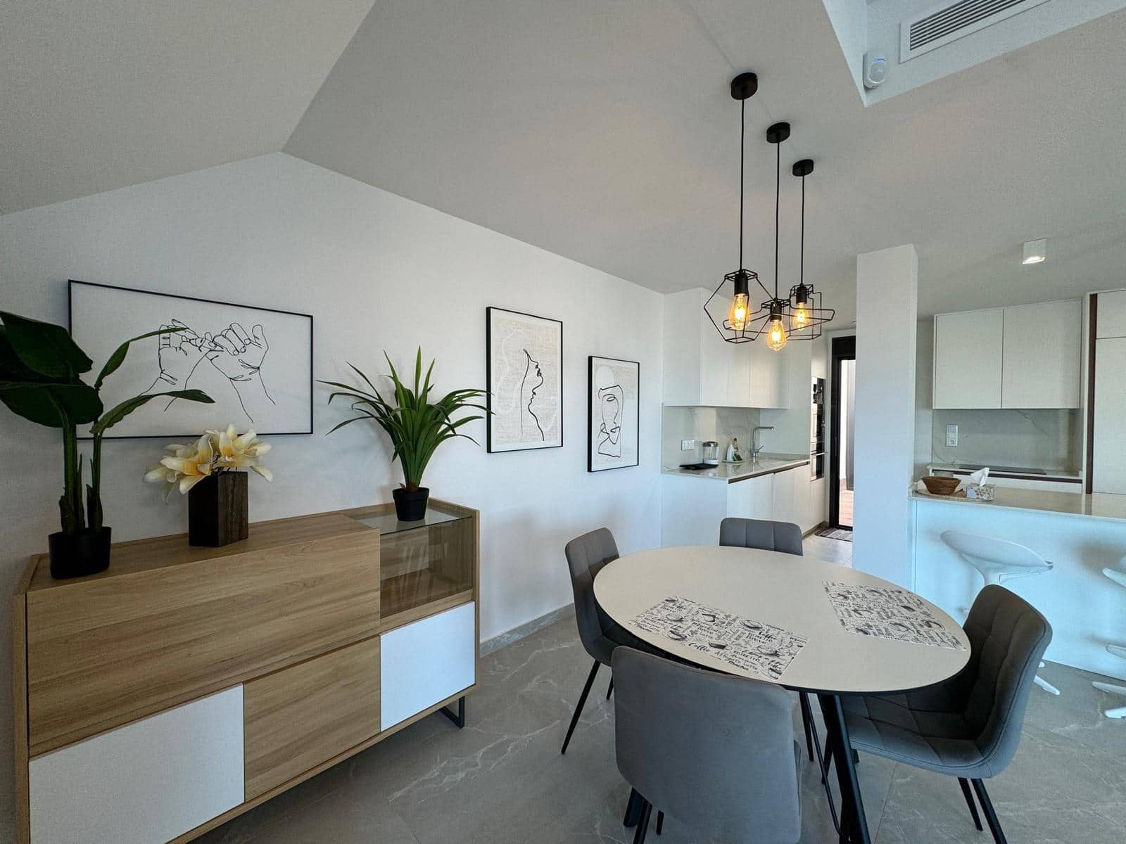 2 soverom Bungalow til salgs i San Miguel de Salinas med svømmebasseng - € 369 000 (Ref: 8549568)