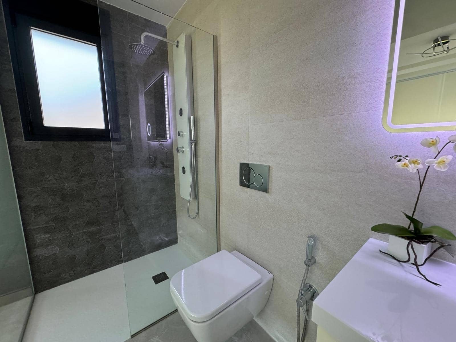 2 soverom Bungalow til salgs i San Miguel de Salinas med svømmebasseng - € 369 000 (Ref: 8549568)