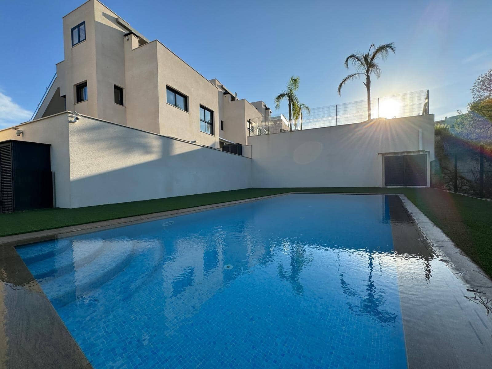 2 soverom Bungalow til salgs i San Miguel de Salinas med svømmebasseng - € 369 000 (Ref: 8549568)