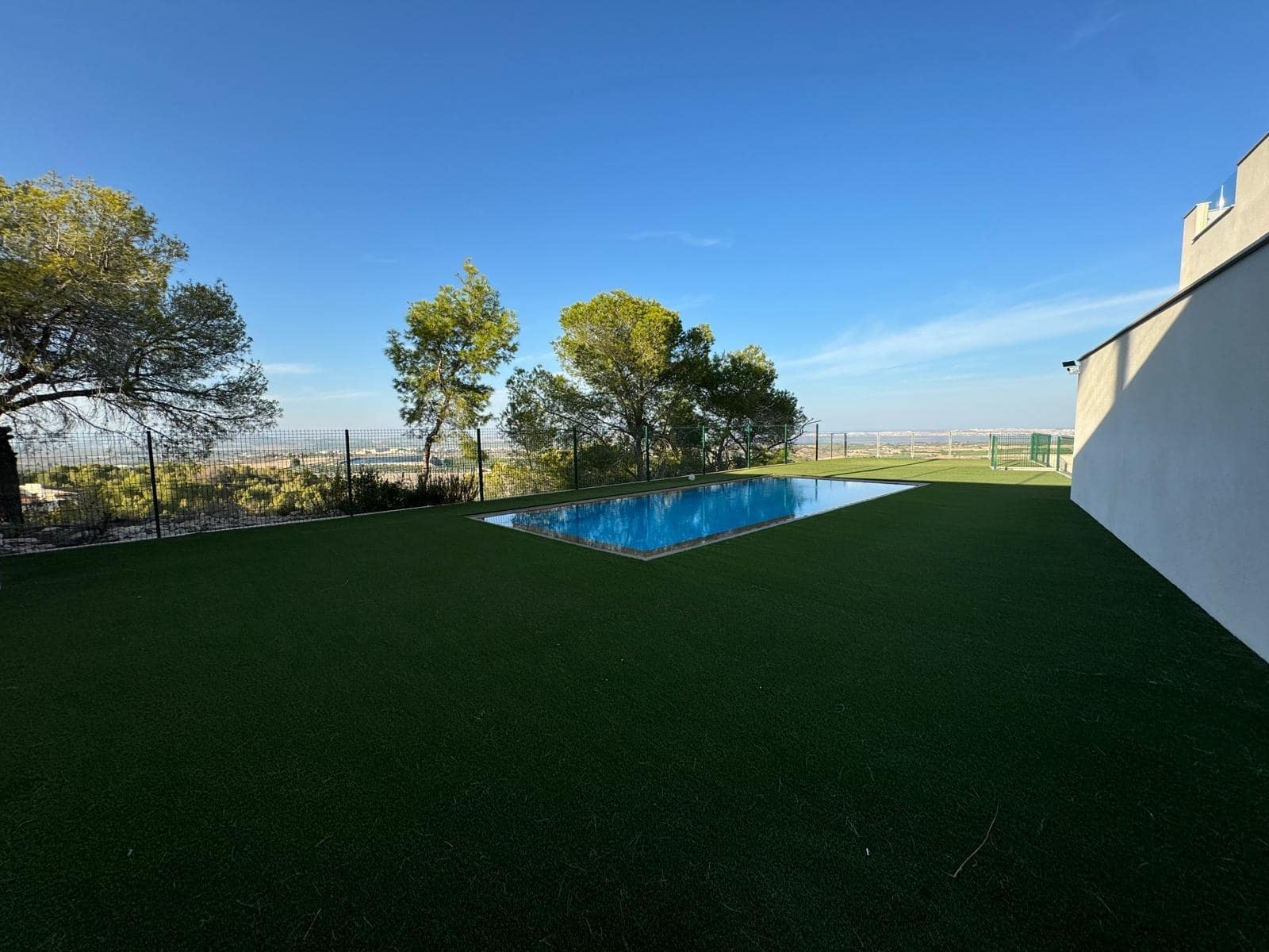 2 soverom Bungalow til salgs i San Miguel de Salinas med svømmebasseng - € 369 000 (Ref: 8549568)