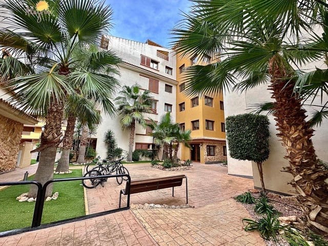 3 sypialnia Apartament na sprzedaż w Punta Prima, Torrevieja z basenem garażem - 355 000 € (Ref: 8566471)