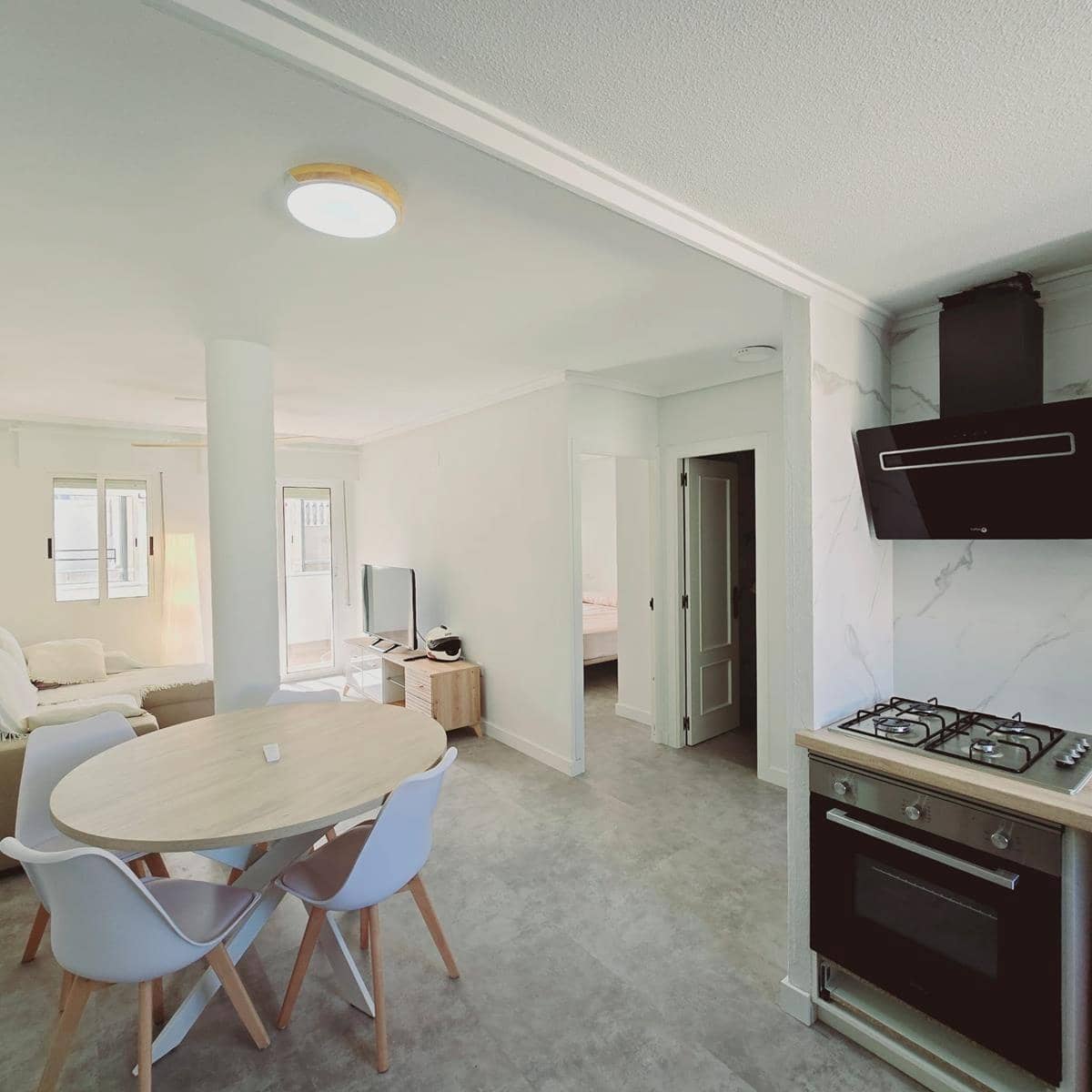 2 soveværelse Penthouse til salg i Torrevieja med swimmingpool - € 125.000 (Ref: 8574072)