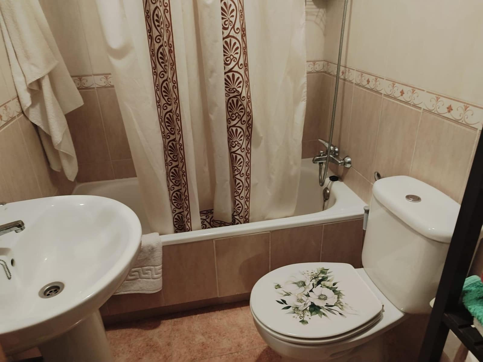 3 sypialnia Apartament na sprzedaż w Torrevieja z basenem garażem - 169 900 € (Ref: 8574075)