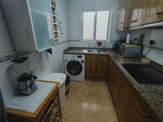 3 sypialnia Apartament na sprzedaż w Centro, Torrevieja z basenem garażem - 169 900 € (Ref: 8574075)
