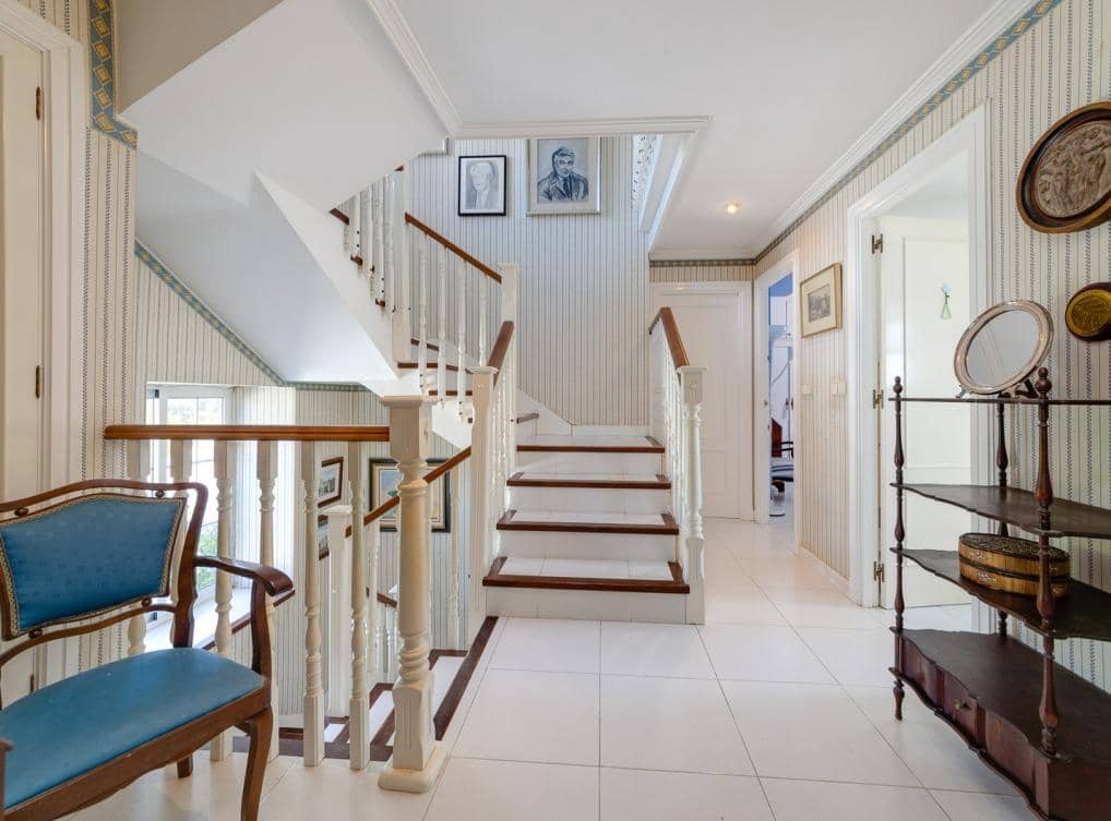 Chalet de 6 habitaciones en Campoamor en venta con piscina garaje - 725.000 € (Ref: 8577627)