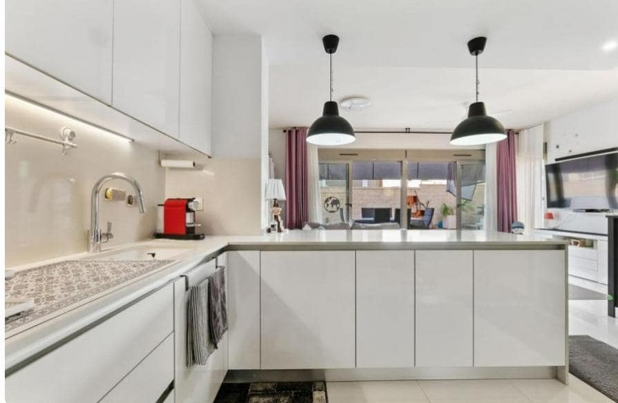 3 makuuhuone Huvila myytävänä paikassa Orihuela Costa mukana uima-altaan - 439 000 € (Ref: 8578260)