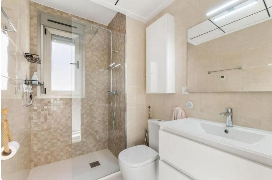 3 makuuhuone Huvila myytävänä paikassa Orihuela Costa mukana uima-altaan - 439 000 € (Ref: 8578260)