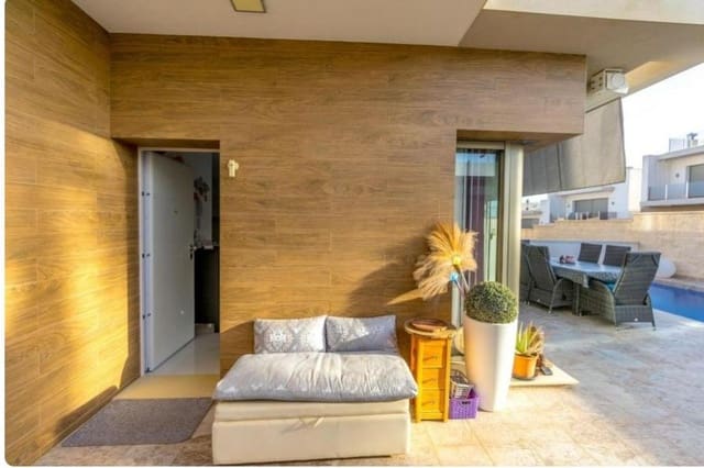 3 makuuhuone Huvila myytävänä paikassa Los Almendros (Orihuela Costa), Orihuela mukana uima-altaan - 439 000 € (Ref: 8578260)