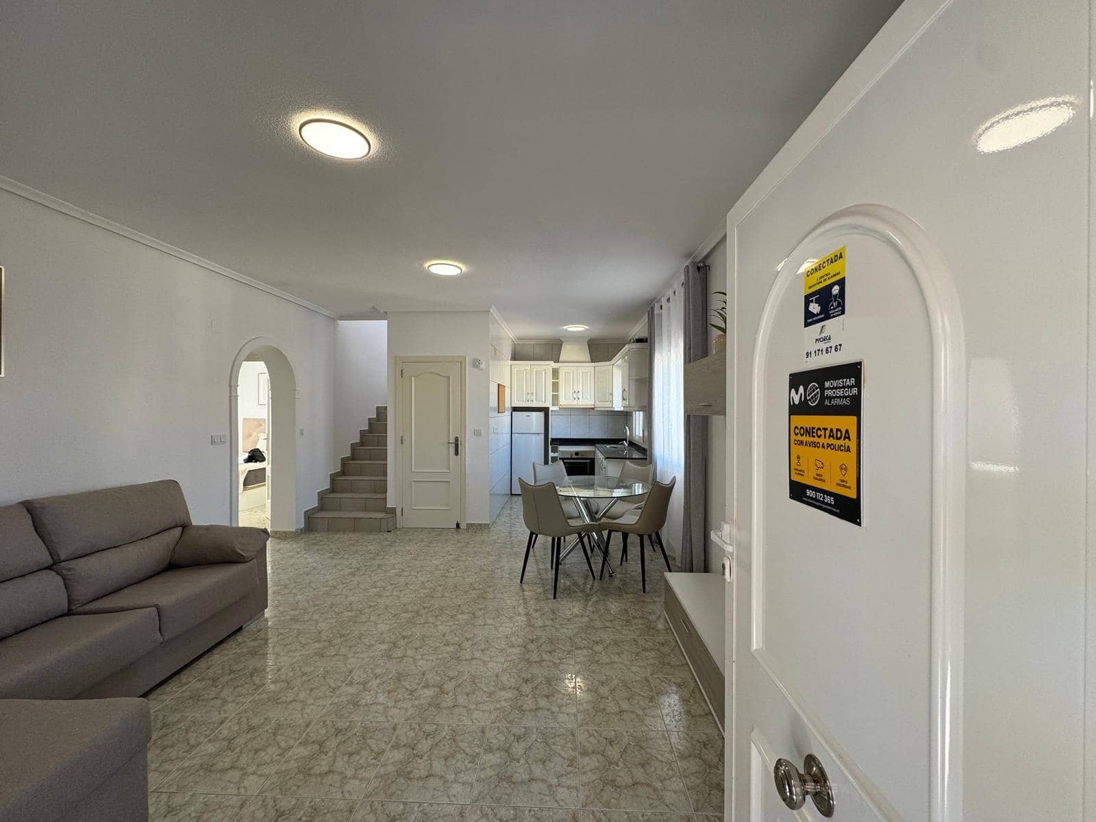 Chalet de 4 habitaciones en Orihuela Costa en venta con piscina - 279.000 € (Ref: 8584608)