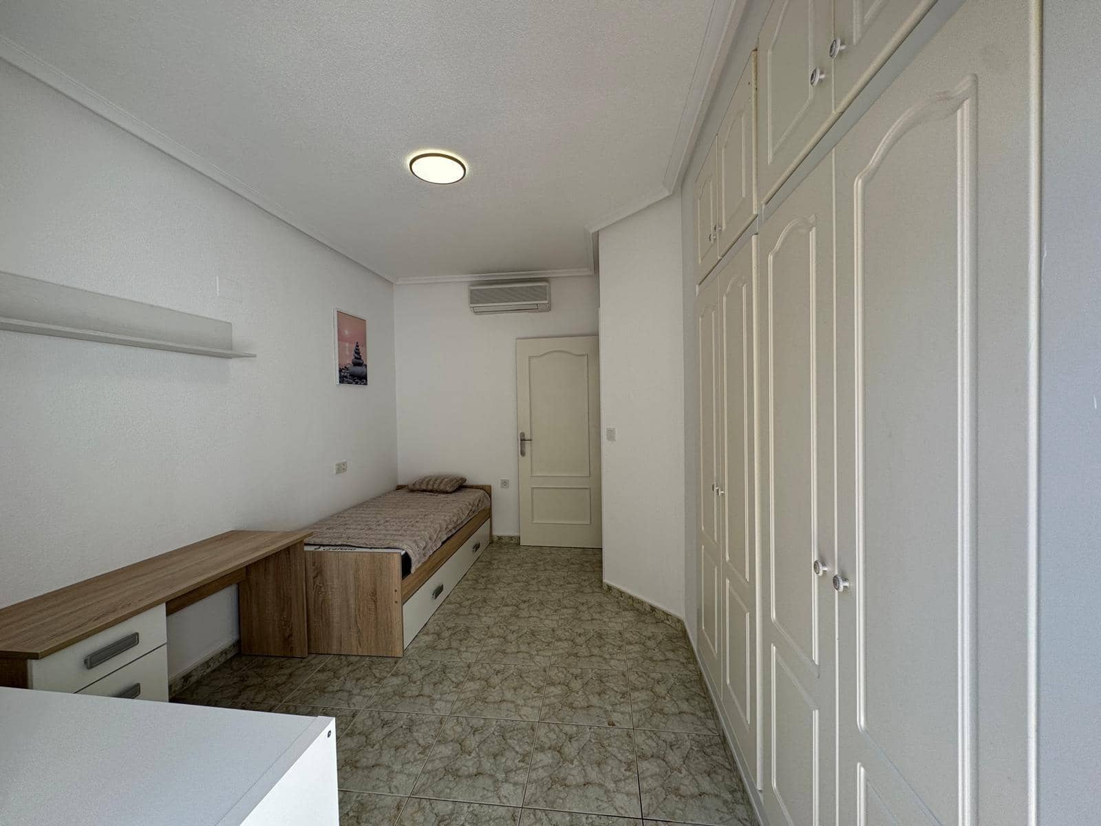 Chalet de 4 habitaciones en Orihuela Costa en venta con piscina - 279.000 € (Ref: 8584608)