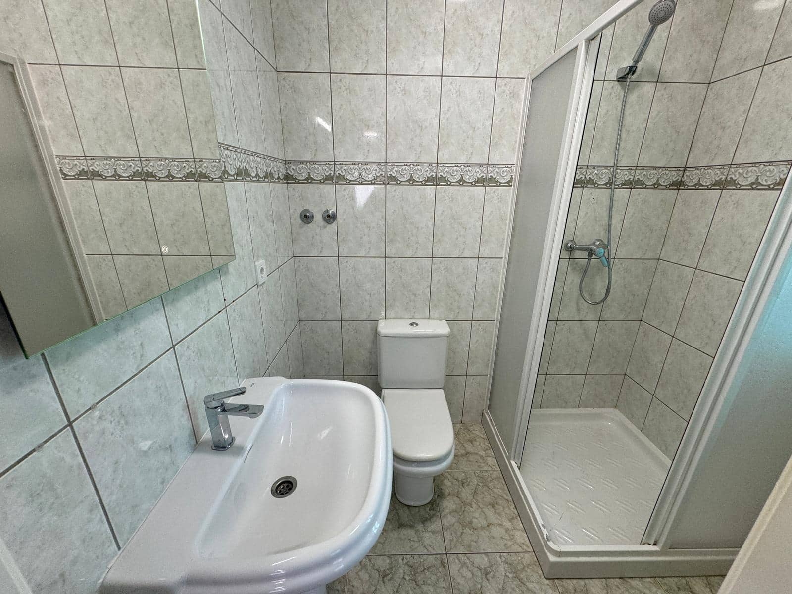 Chalet de 4 habitaciones en Orihuela Costa en venta con piscina - 279.000 € (Ref: 8584608)