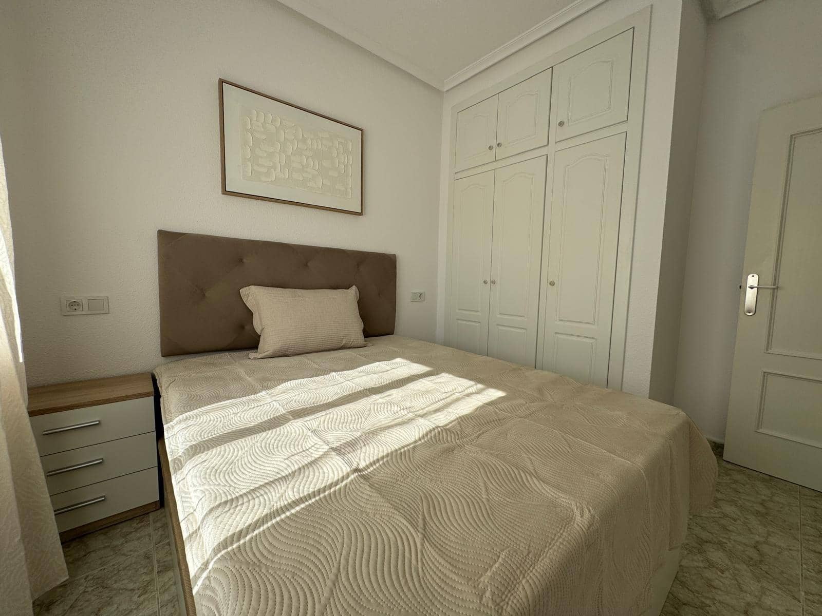 Chalet de 4 habitaciones en Orihuela Costa en venta con piscina - 279.000 € (Ref: 8584608)