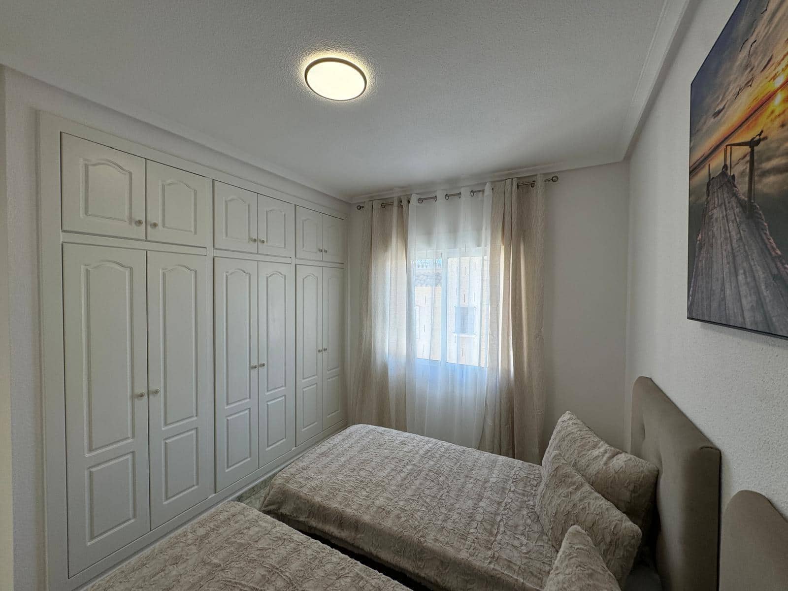 Chalet de 4 habitaciones en Orihuela Costa en venta con piscina - 279.000 € (Ref: 8584608)