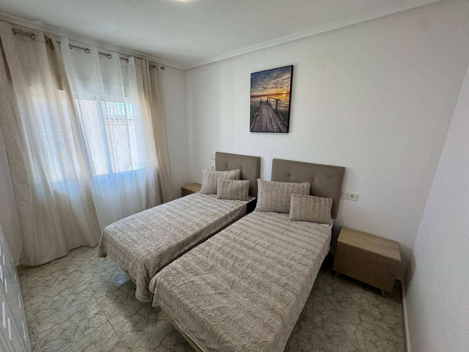 Chalet de 4 habitaciones en Orihuela Costa en venta con piscina - 279.000 € (Ref: 8584608)