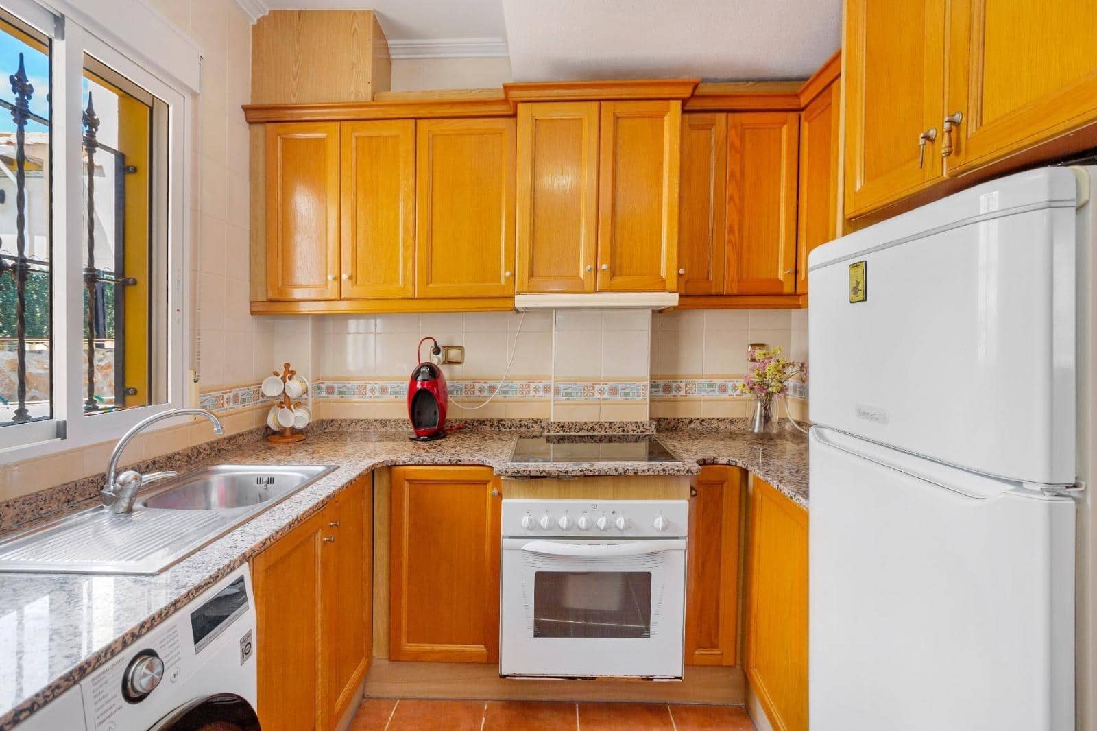 4 soverom Villa til salgs i La Zenia med svømmebasseng garasje - € 399 000 (Ref: 8591189)