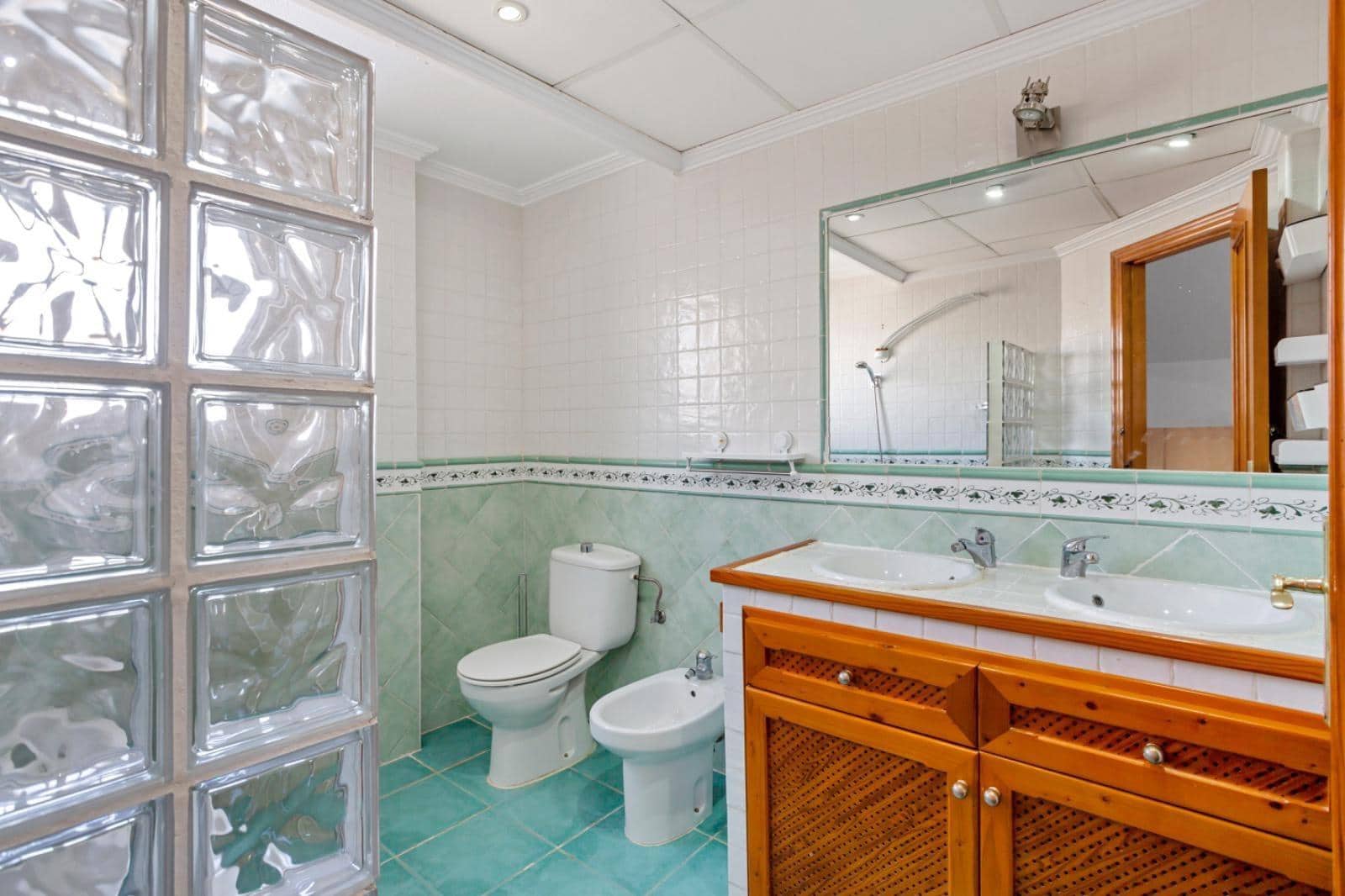 4 soverom Villa til salgs i La Zenia med svømmebasseng garasje - € 399 000 (Ref: 8591189)