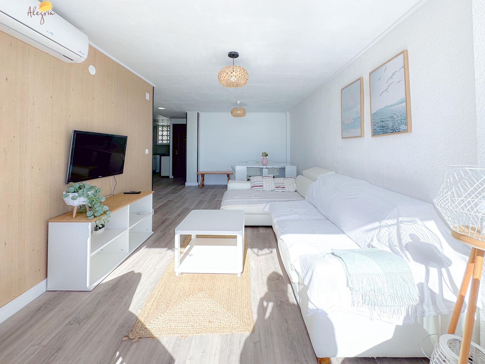 Ático de 2 habitaciones en Torrevieja en venta - 234.900 € (Ref: 8591691)