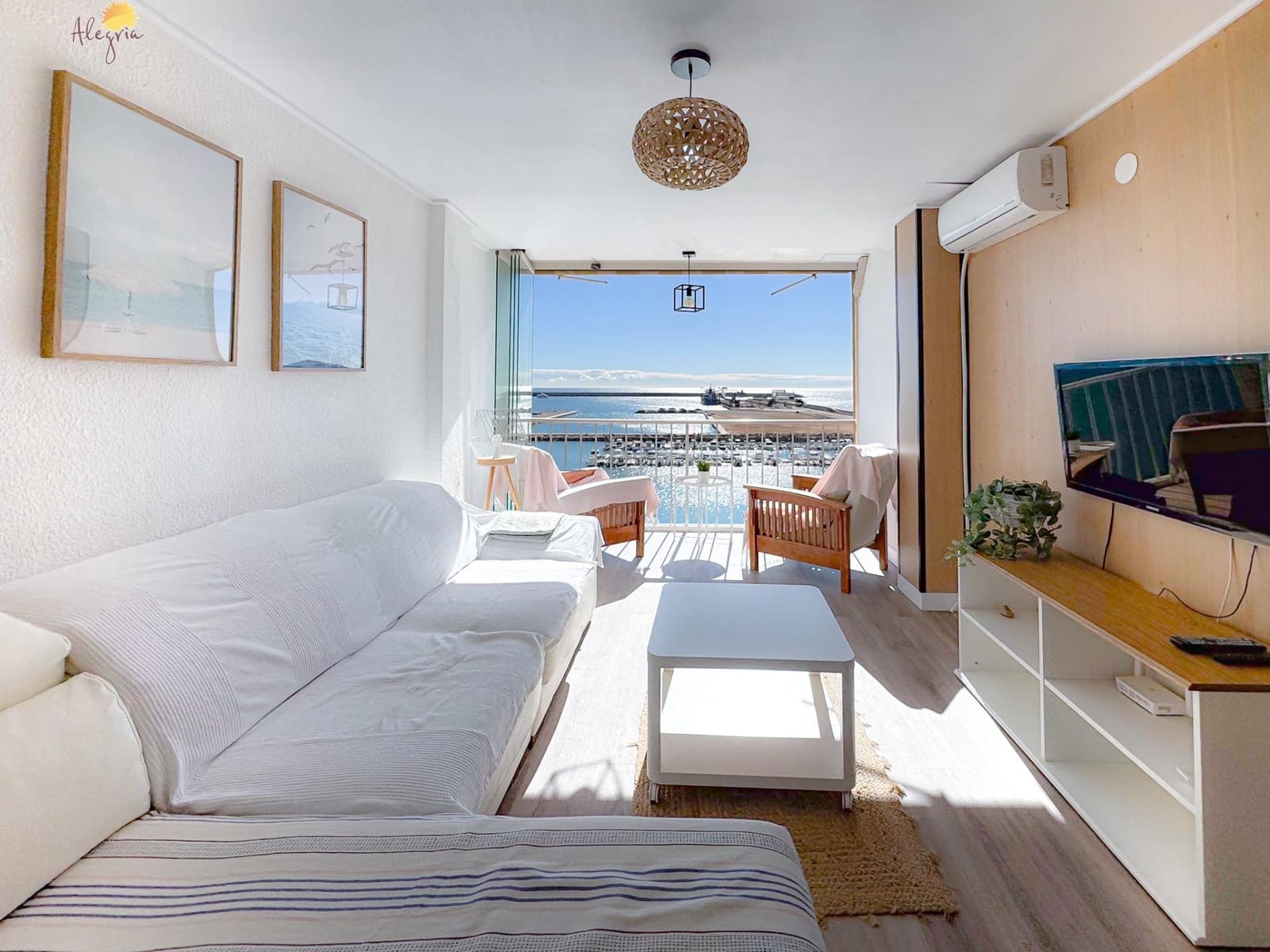 Ático de 2 habitaciones en Torrevieja en venta - 234.900 € (Ref: 8591691)