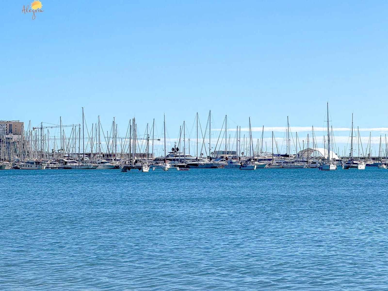 Ático de 2 habitaciones en Torrevieja en venta - 234.900 € (Ref: 8591691)