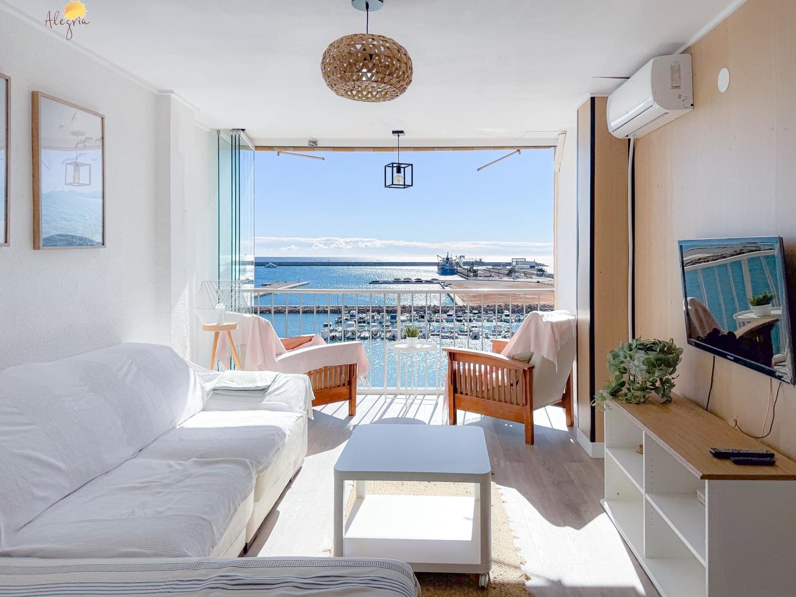 Ático de 2 habitaciones en Torrevieja en venta - 234.900 € (Ref: 8591691)