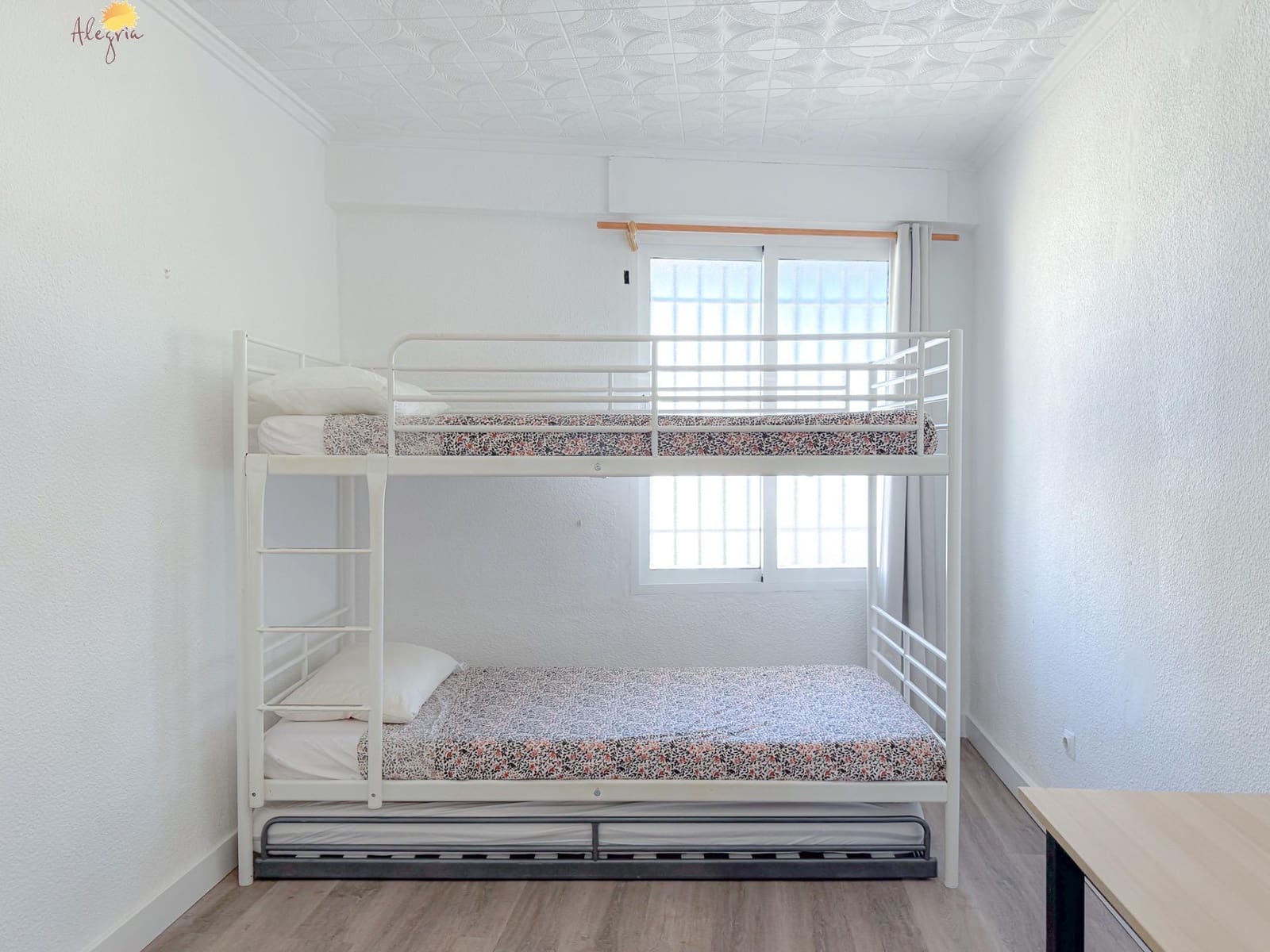 Ático de 2 habitaciones en Torrevieja en venta - 234.900 € (Ref: 8591691)