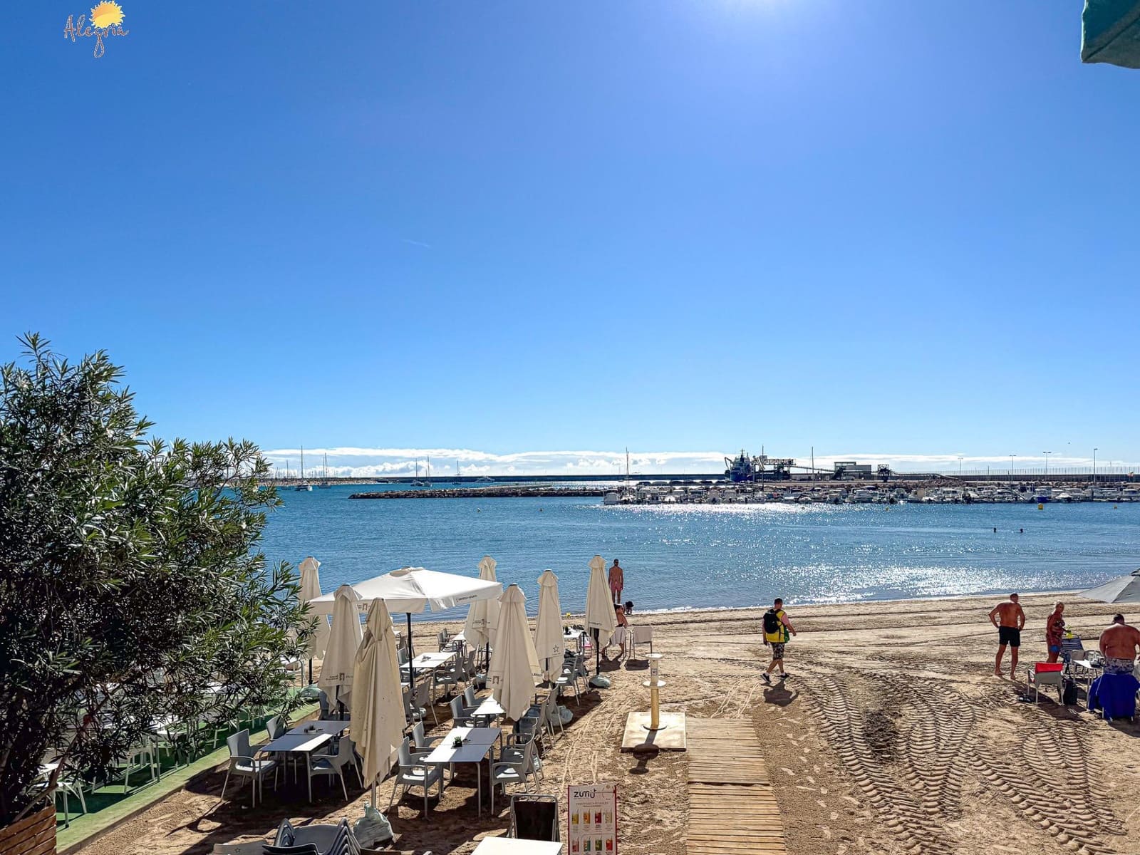 Ático de 2 habitaciones en Torrevieja en venta - 234.900 € (Ref: 8591691)