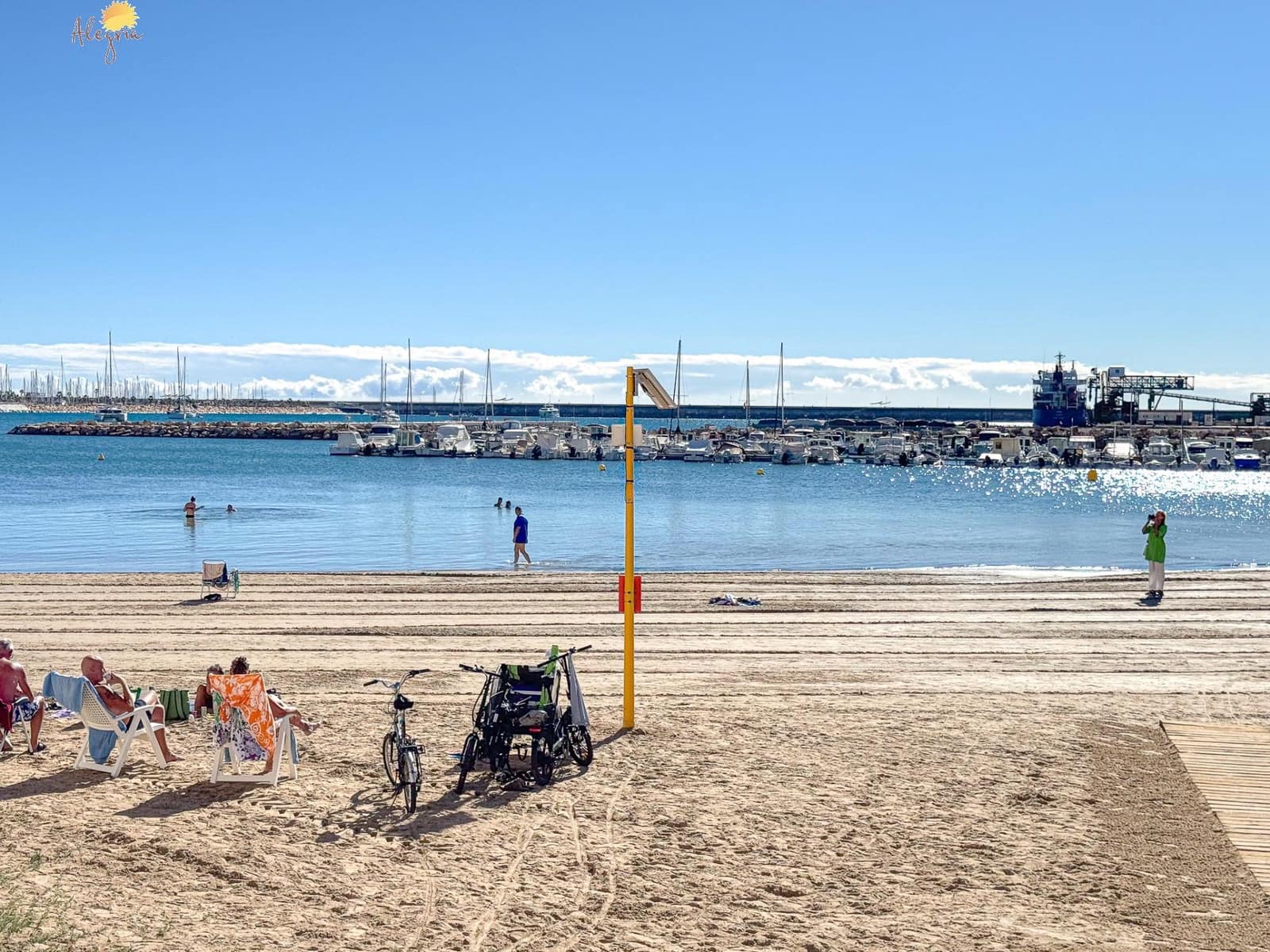 Ático de 2 habitaciones en Torrevieja en venta - 234.900 € (Ref: 8591691)