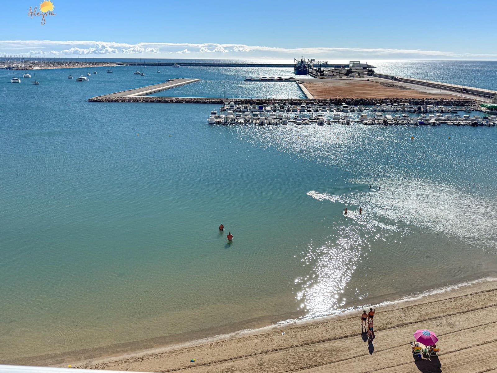 Ático de 2 habitaciones en Torrevieja en venta - 234.900 € (Ref: 8591691)