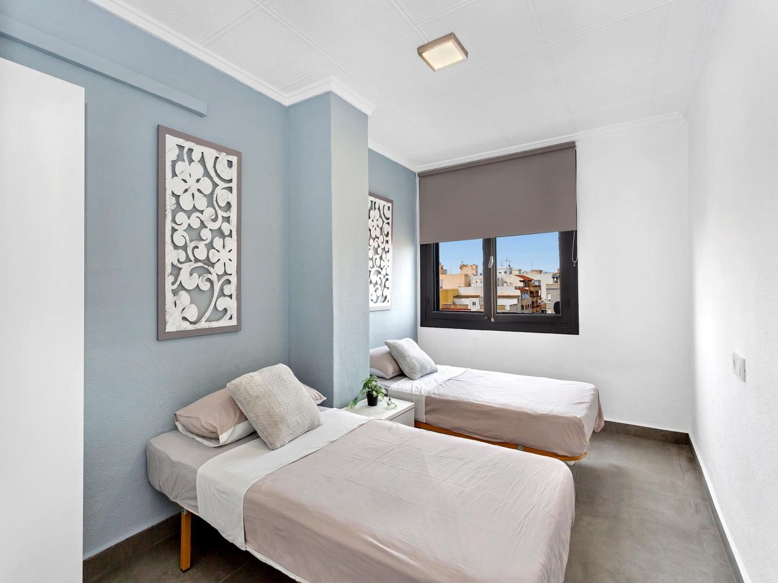 Apartamento de 3 habitaciones en Torrevieja en venta con piscina - 249.000 € (Ref: 8592371)