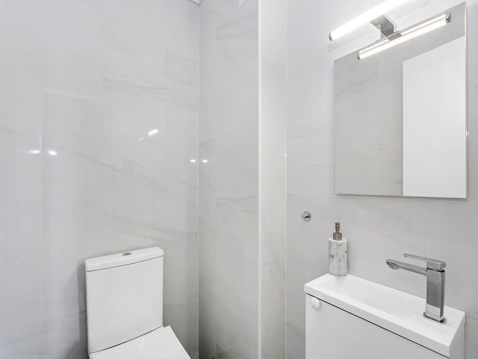 Apartamento de 3 habitaciones en Torrevieja en venta con piscina - 249.000 € (Ref: 8592371)